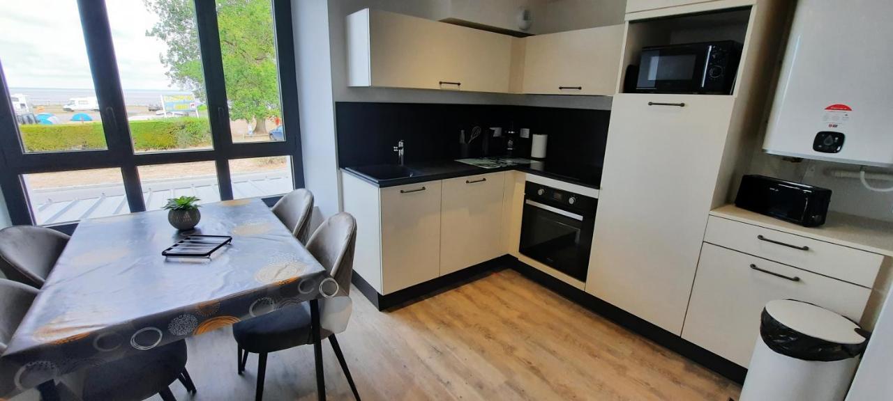 Les Appartements De La B Saint-Benoît-des-Ondes Zewnętrze zdjęcie